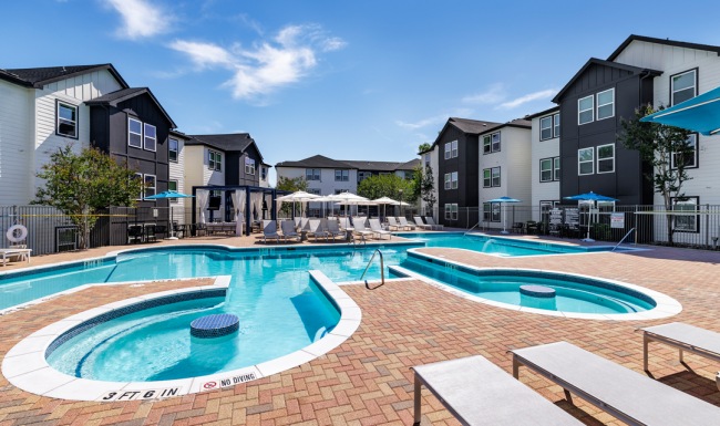 large resort style pool at Oltera in SoEast